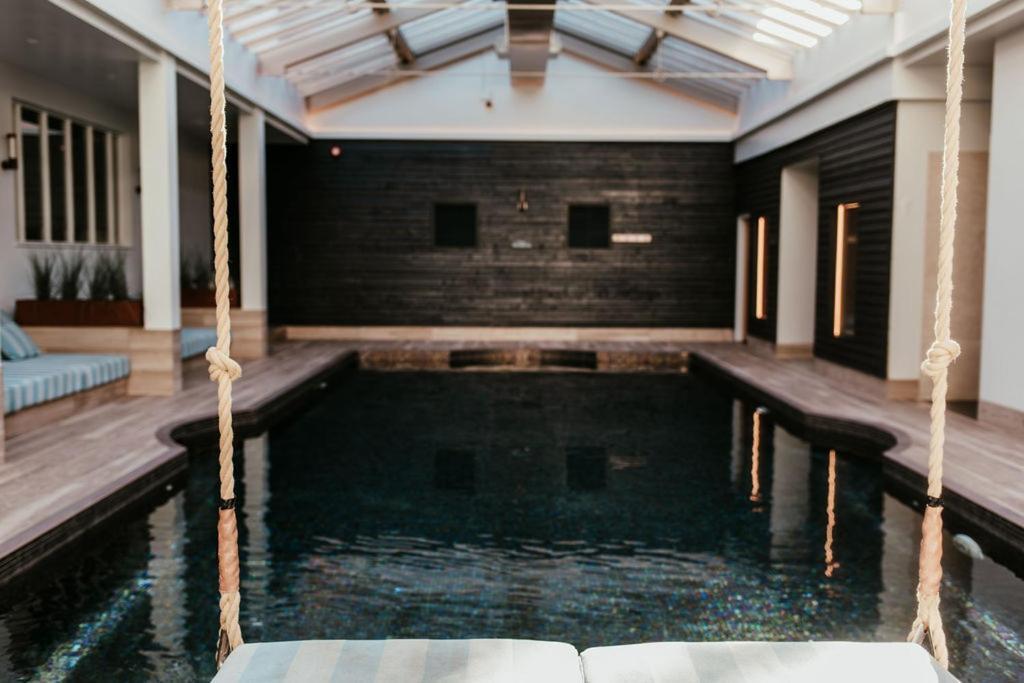 Manor House Hotel & Spa, Alsager Bagian luar foto